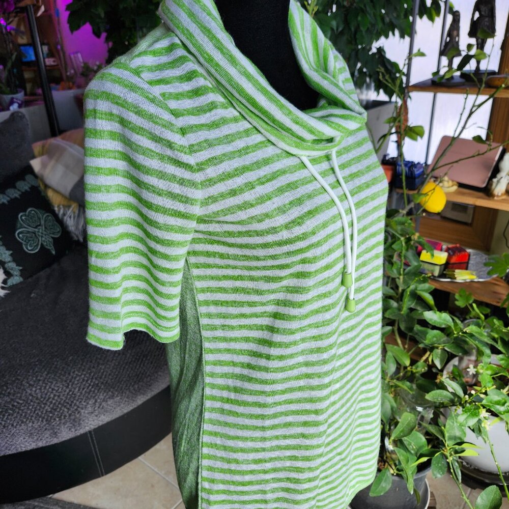 Pure Essence Green & White Striped Short Sleeve Funnel Neck Small